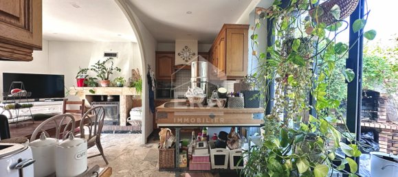 Casa de 3 dormitorios en Chateau-Landon, France No. 297067 6