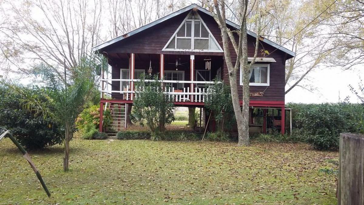 3 bedrooms House in Tigre, Argentina No. 96040