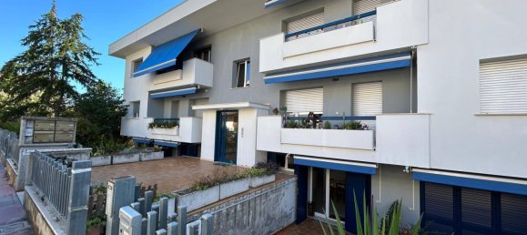 1 bedroom Apartment in San Benedetto del Tronto, Italy No. 297549 2