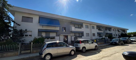 1 bedroom Apartment in San Benedetto del Tronto, Italy No. 297549 3