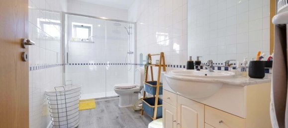 3 bedrooms Penthouse in Portimao, Portugal No. 98456 11