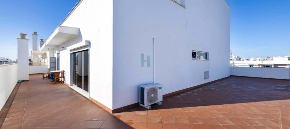 3 bedrooms Penthouse in Portimao, Portugal No. 98456 7