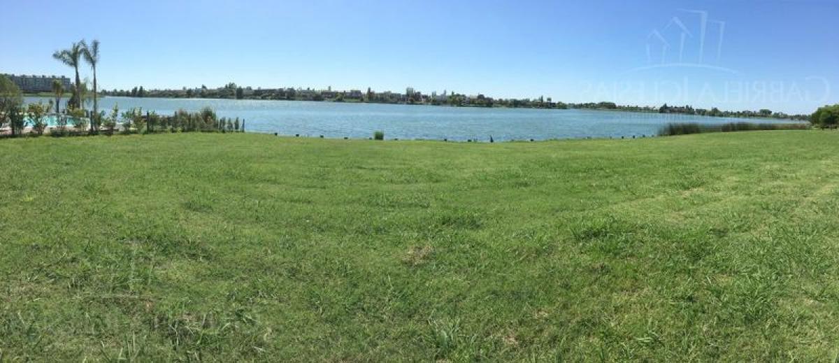  Land in Tigre, Argentina No. 42812