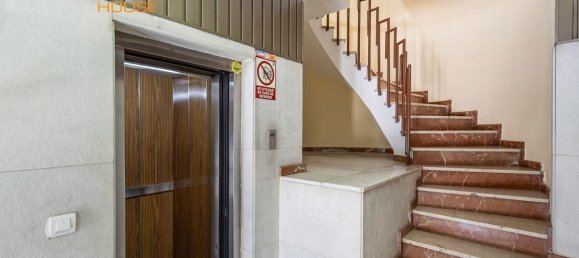 3 bedrooms Apartment in Granada, Spain No. 26034 20