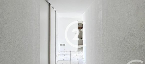 Квартира с 2 спальнями в Коньяк, Франция № 359805 2