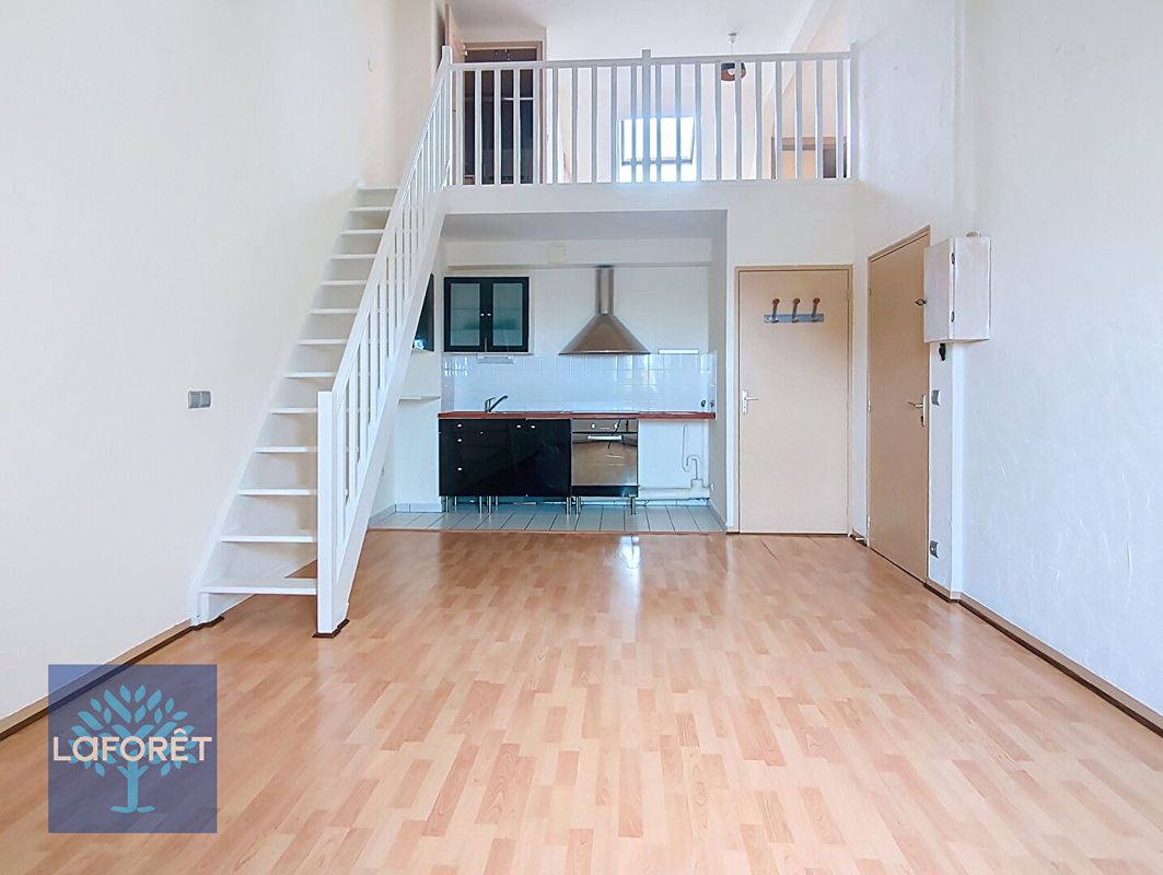 1 غرف نوم منزل ذو طابقين في Mennecy, France رقم 176746