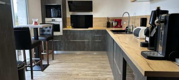 Casa de 3 dormitorios en Loire, France No. 341177 3