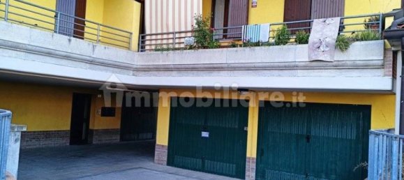 3 bedrooms Apartment in Conselice, Italy No. 375407 2
