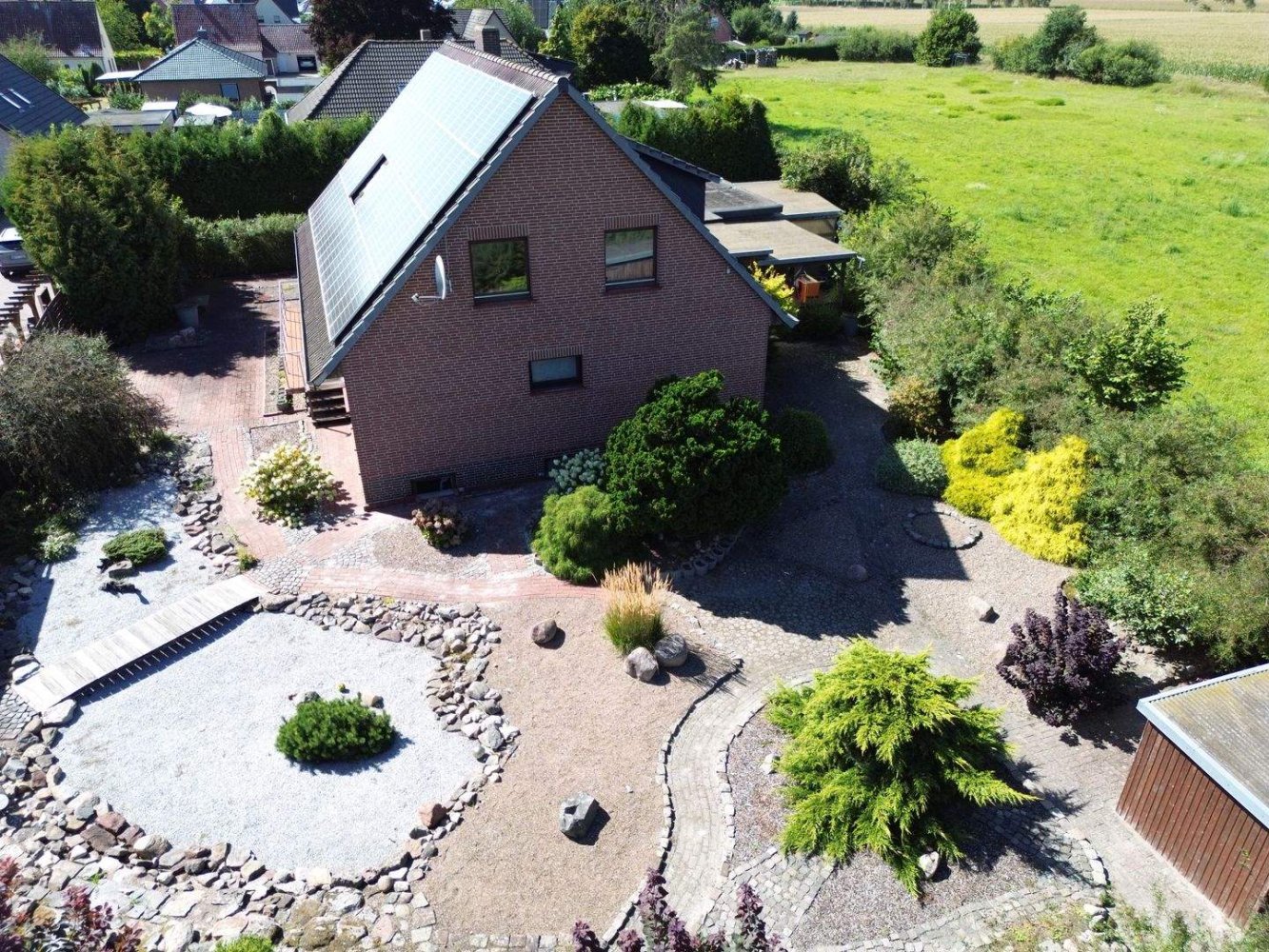 Таунхаус с 7 комнатами в Diepholz, Германия № 266305