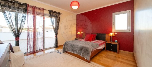 5 bedrooms House in Portimao, Portugal No. 18541 3