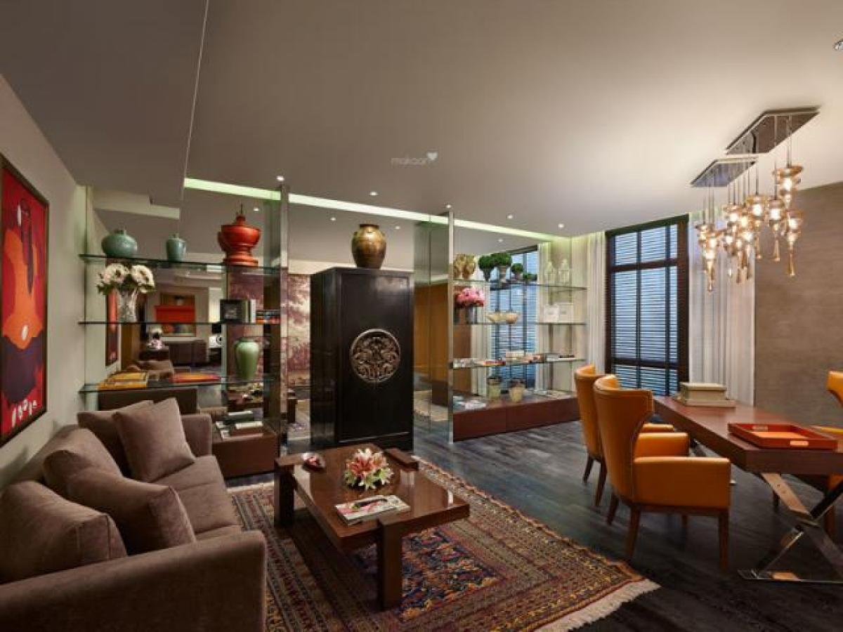 4 bedrooms House in Gurgaon, India No. 19701