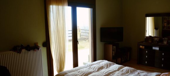 4 bedrooms Commercial property in Polygyros, Greece No. 6409 2