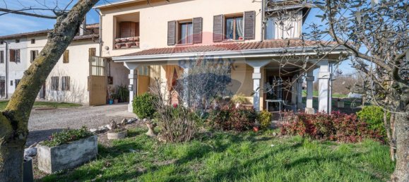 Casa T4 em Poviglio, Italy N.º 273949 2