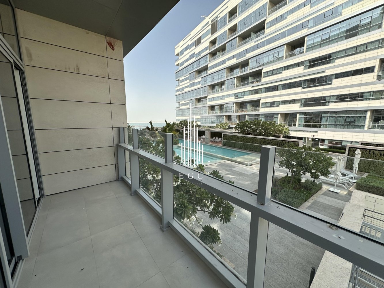 Apartamento de 2 dormitorios en Al Raha Beach, UAE No. 93731