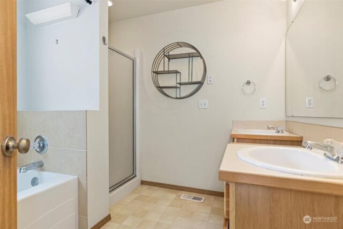 3 Schlafzimmer Haus in Tacoma, USA, Nr. 406994