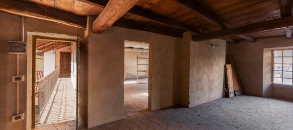 Edificio de 10 dormitorios en Romano Canavese, Italy No. 345786 32