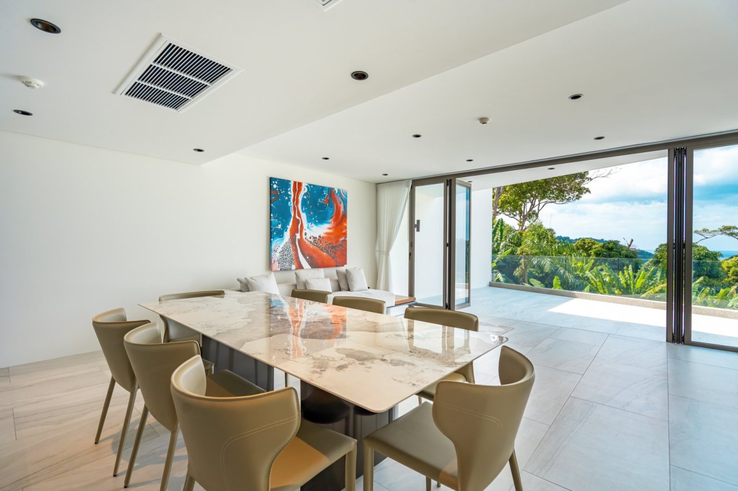 3 bedrooms Condominium for sale in Patong, Phuket, Southern Thailand, Thailand № 146391