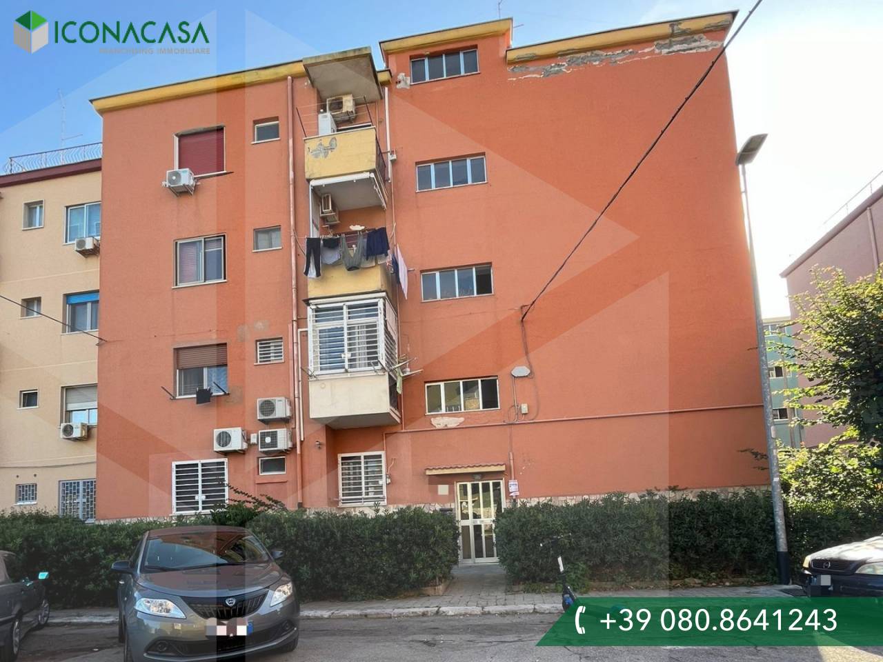 2غرفة شقة في Bari, Italy رقم 31442