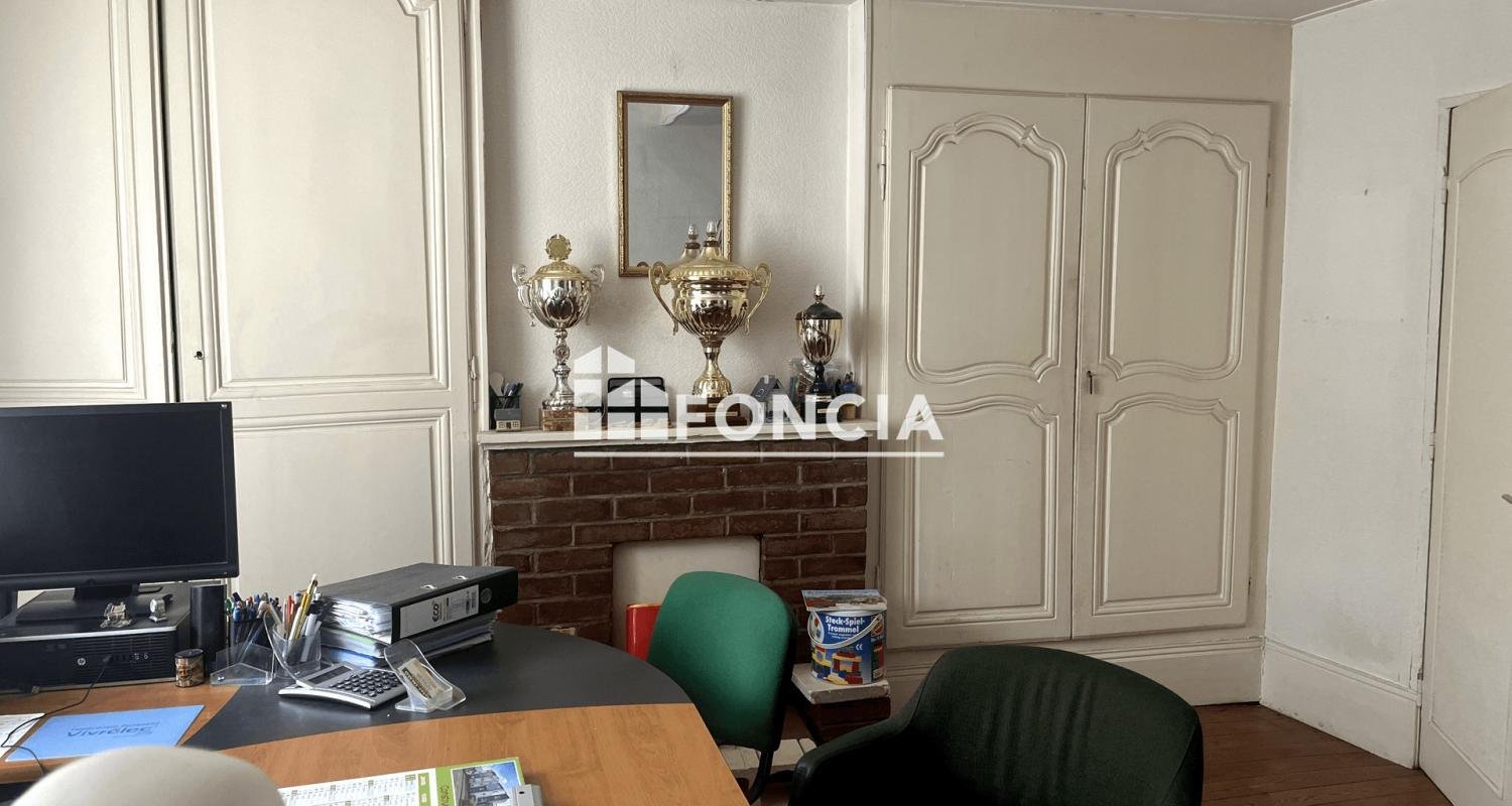 2 bedrooms Building in Chateau-Thierry, France No. 94533