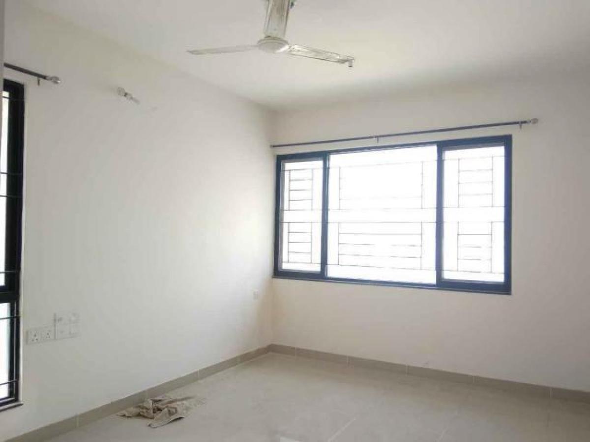 3 bedrooms House in Pune, India No. 54605