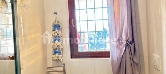 3 bedrooms House in Rome, Italy No. 213902 15