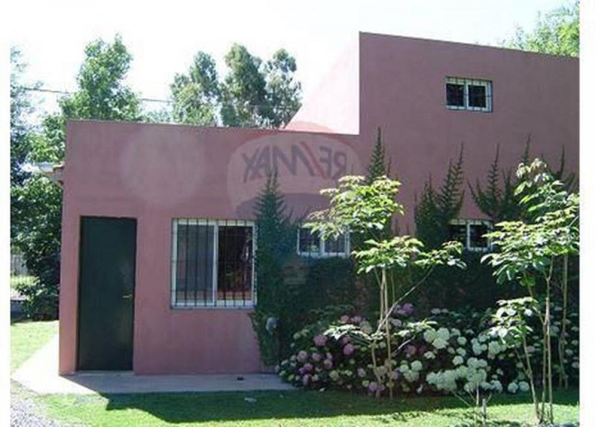 Studio in Pilar, Argentina No. 15259