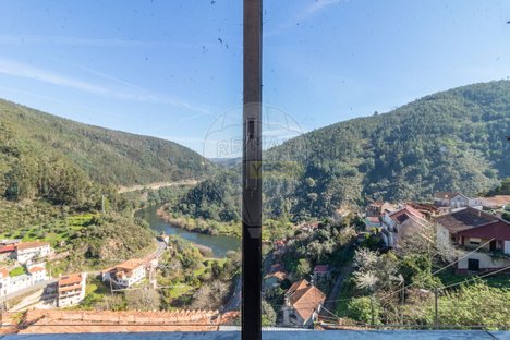 3 Schlafzimmer Haus in Lorvao, Portugal, Nr. 167753