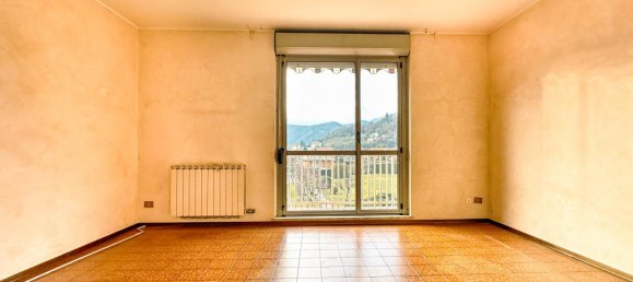 3-salle Appartement à Borgosesia, Italy No. 234380 3