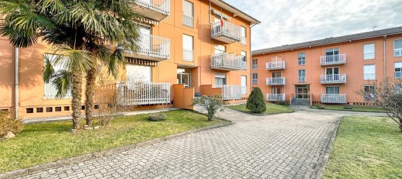 3-salle Appartement à Borgosesia, Italy No. 234380 20