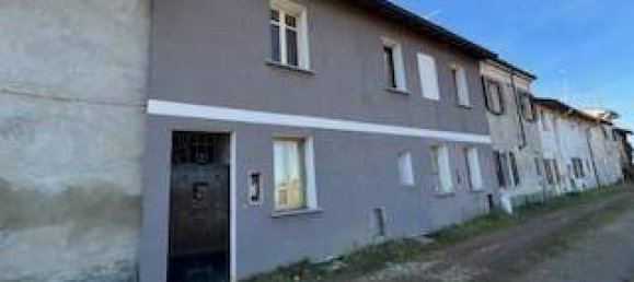 3 غرف نوم منزل في Langosco, Italy رقم 187901 2