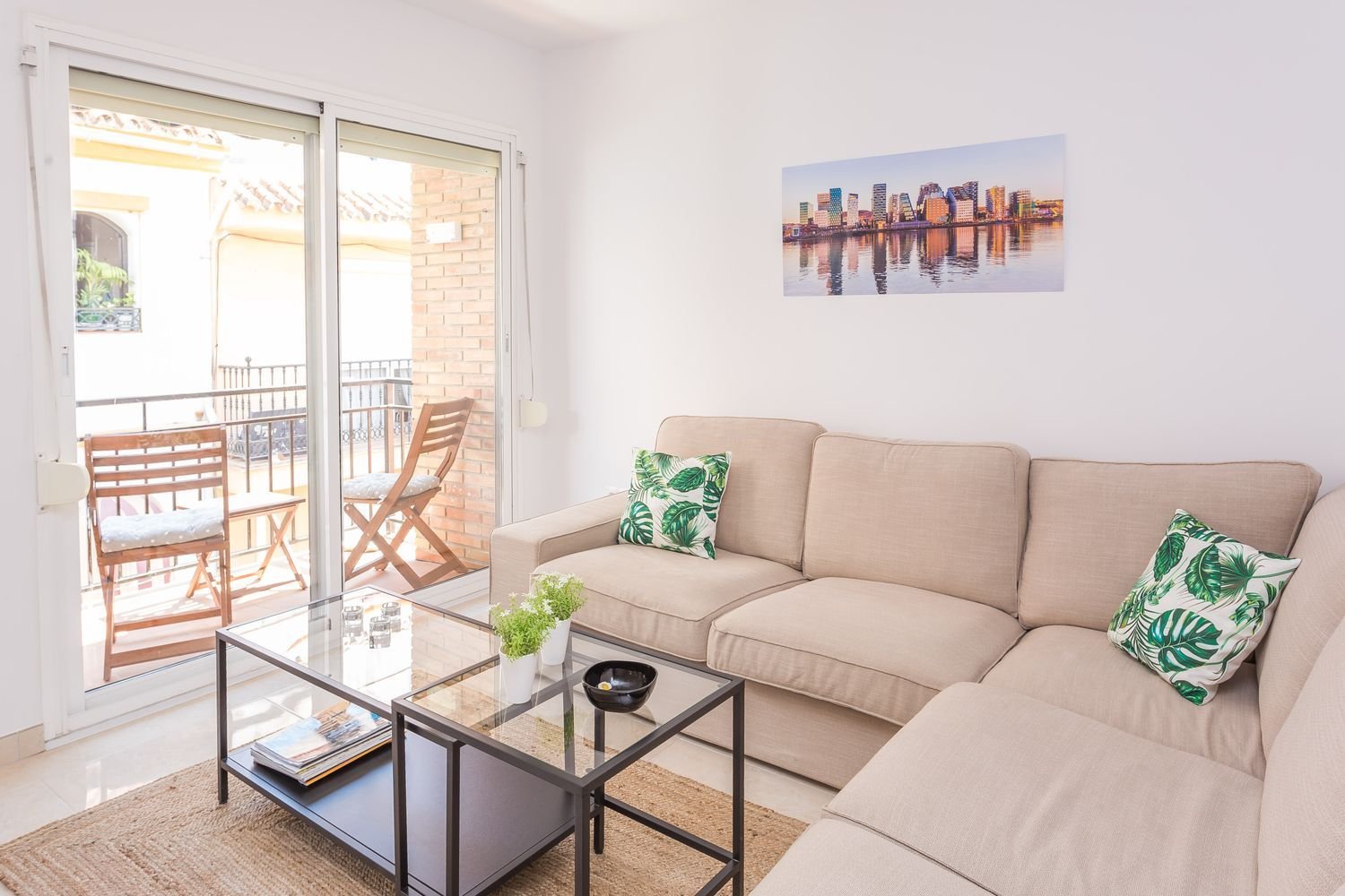 Apartamento de 3 dormitorios en Fuengirola, Spain No. 155057