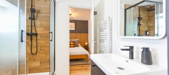 5 bedrooms House in Autun, France No. 358937 4