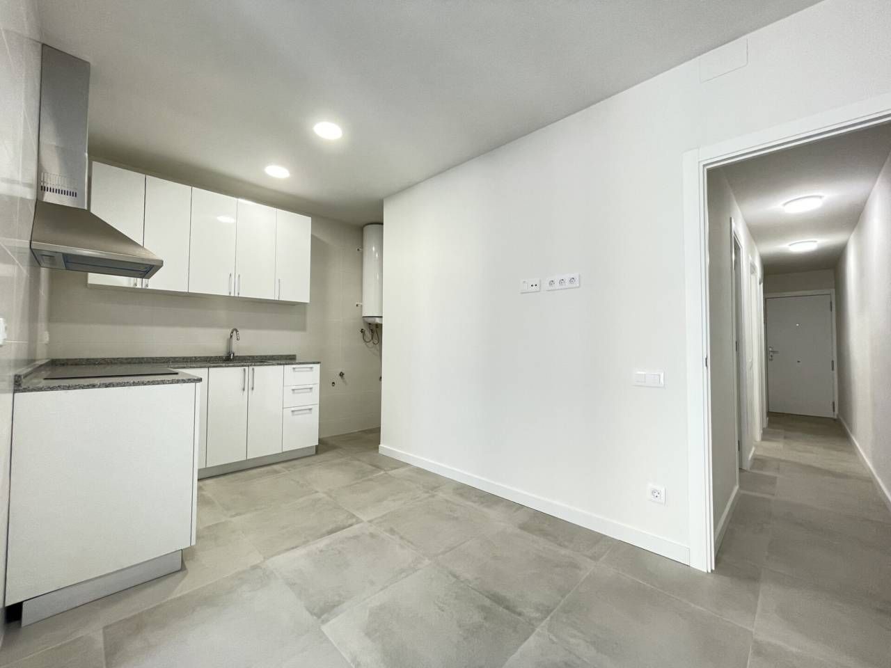 3 chambres Appartement à Barcelona, Spain No. 189952