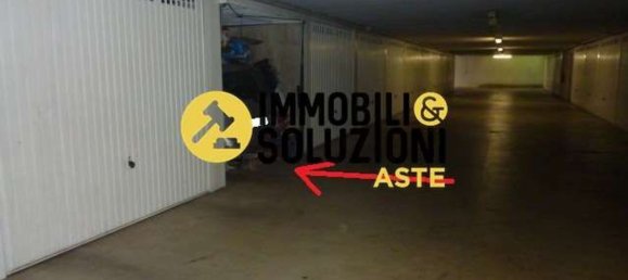 8 rooms Apartment in Casirate d'Adda, Italy No. 88236 2