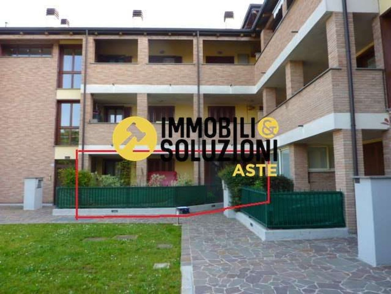 8 rooms Apartment in Casirate d'Adda, Italy No. 88236