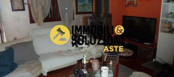 8 rooms Apartment in Casirate d'Adda, Italy No. 88236 8