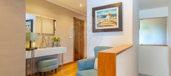 3 bedrooms Townhouse in Sintra, Portugal No. 45531 2