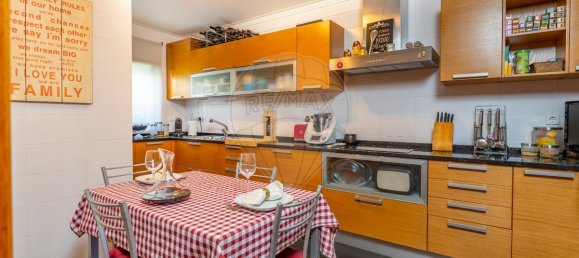 3 bedrooms Townhouse in Sintra, Portugal No. 45531 18