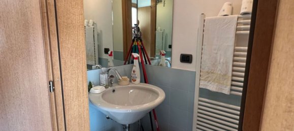 Пентхаус с 5 комнатами в Бергамо, Италия № 207622 41