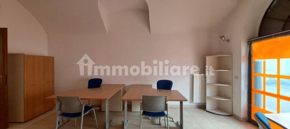 5 rooms Commercial property in Monza, Italy No. 10905 9