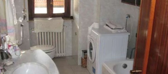 4 rooms Apartment in Fagnano Olona, Italy No. 1642 8
