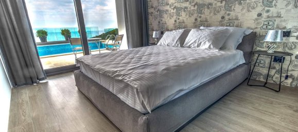 14 bedrooms Villa in Budva, Montenegro No. 220 21