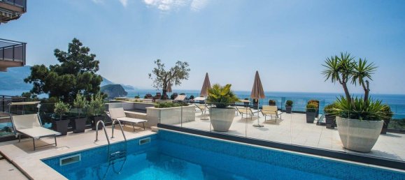 14 bedrooms Villa in Budva, Montenegro No. 220 6