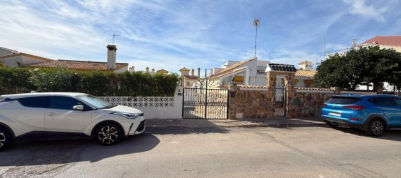 3 bedrooms Villa in La Zenia, Spain No. 217857 12