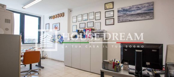 2 Schlafzimmer Wohnung in Rome, Italy, Nr. 323644 10