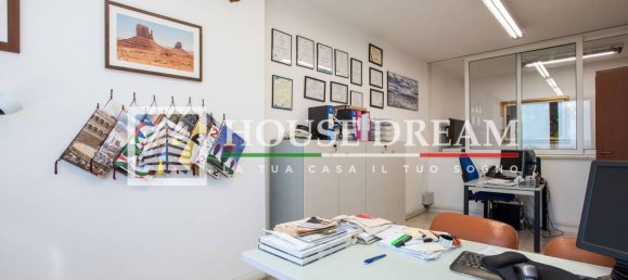 2 Schlafzimmer Wohnung in Rome, Italy, Nr. 323644 15