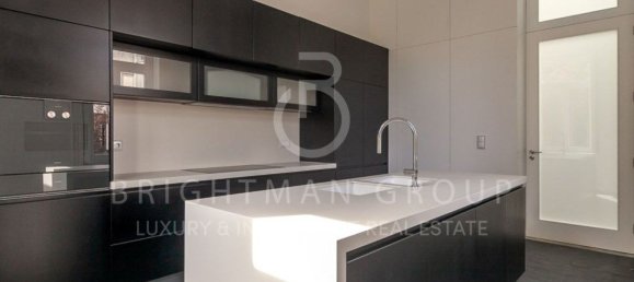 6 bedrooms Castles in Porto, Portugal No. 49010 12