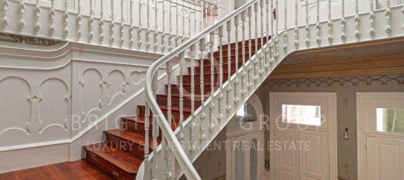 6 bedrooms Castles in Porto, Portugal No. 49010 23