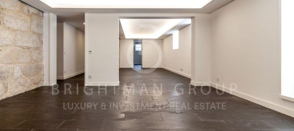 6 bedrooms Castles in Porto, Portugal No. 49010 50