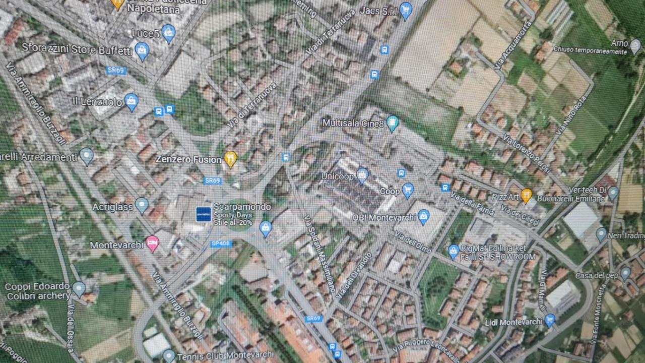 Terreno em Montevarchi, Italy 140 m² N.º 224897